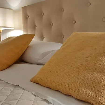 Elicriso Yenne Apartman