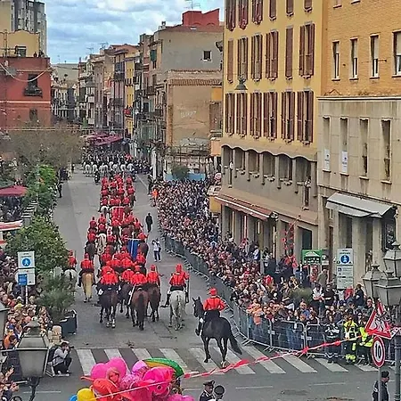 Elicriso Yenne Cagliari
