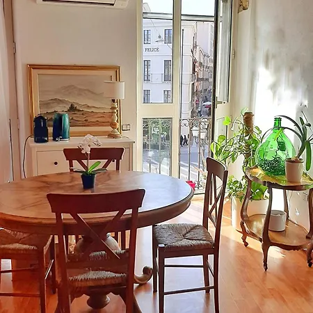 Elicriso Yenne Apartment